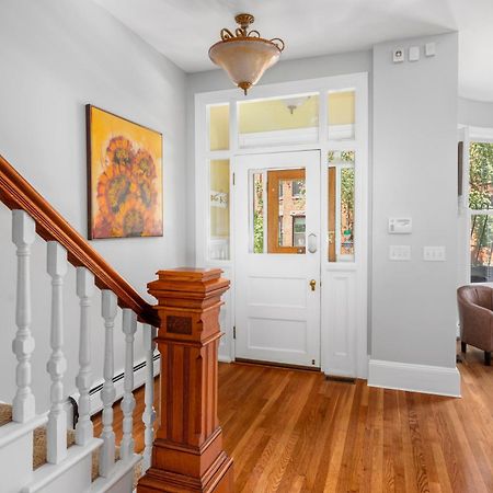 Апартаменты Brownstone Townhouse In Fenway Бостон Экстерьер фото
